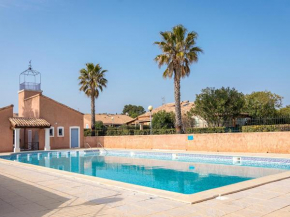 Maison de Vacances à Loupian avec Piscine et Tennis - Idéal Famille - FR-1-604-9